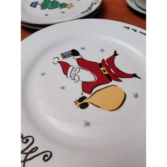 Merry Brite 4 Piece Porcelain Dinnerware Set Santa Claus Pattern,  Vintage - Picture 4 of 10